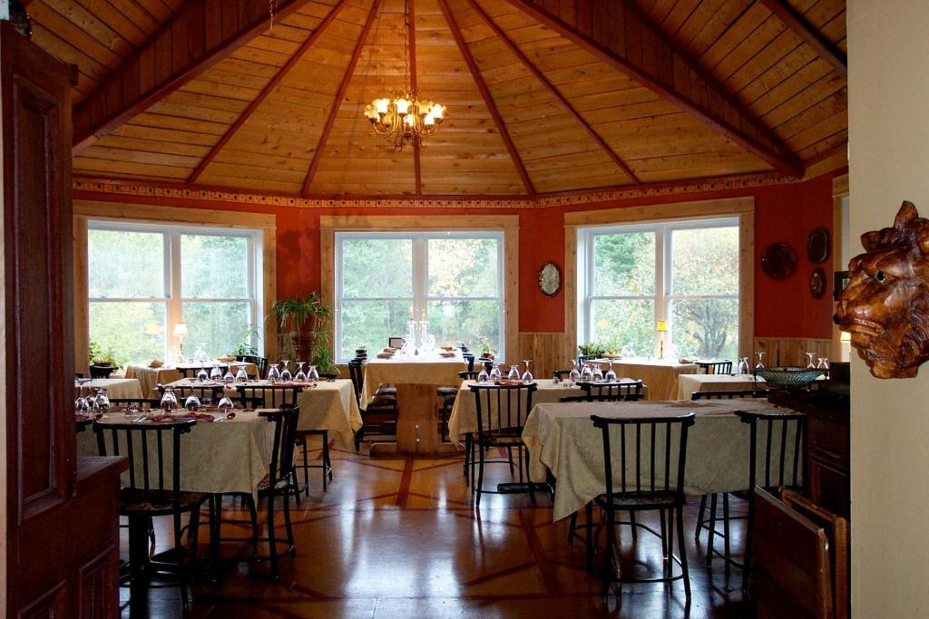 Auberge Restaurant La Mara Saint-Joseph-de-Ham-Sud Esterno foto